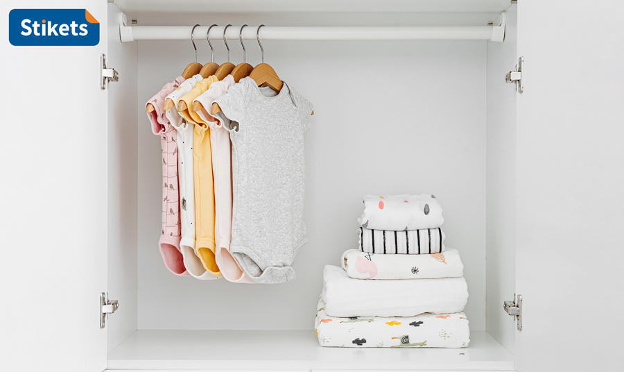 Cómo organizar y guardar la ropa del bebé? - Stikets Company
